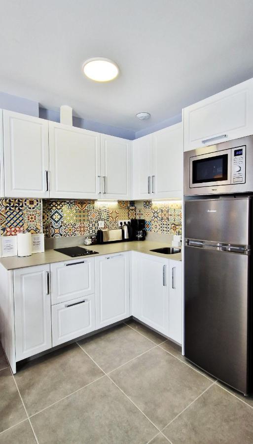 Malaga Lodge Apartments Экстерьер фото
