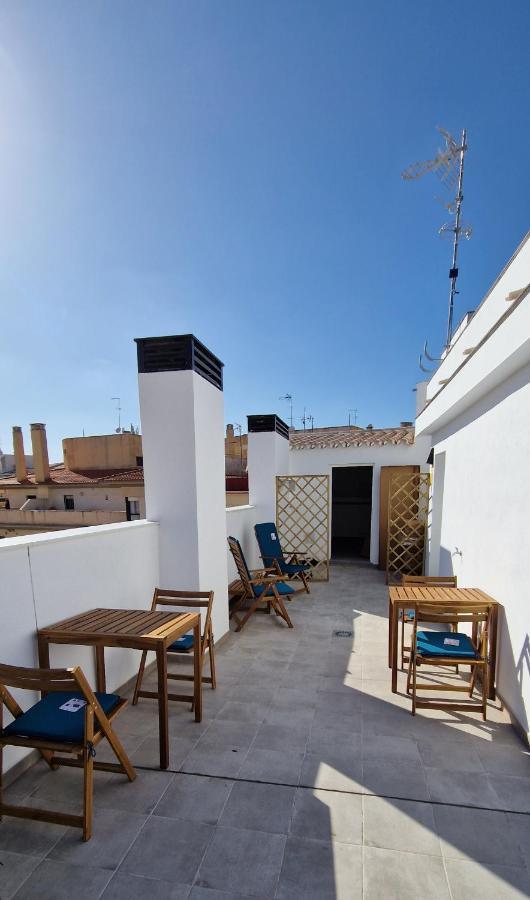 Malaga Lodge Apartments Экстерьер фото