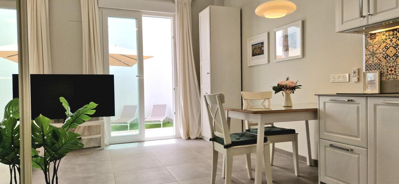 Malaga Lodge Apartments Экстерьер фото